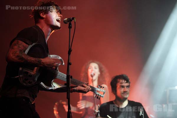 THEE OH SEES - 2013-07-20 - PARIS - CentQuatre - 